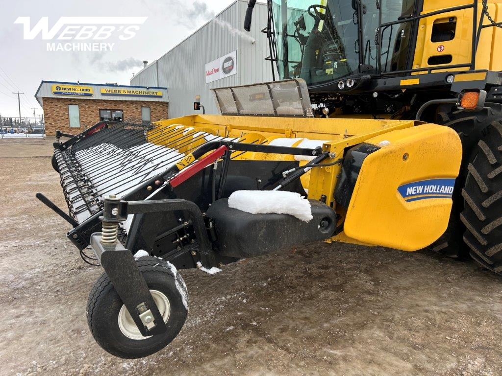 2023 New Holland CR10.90Z Combine