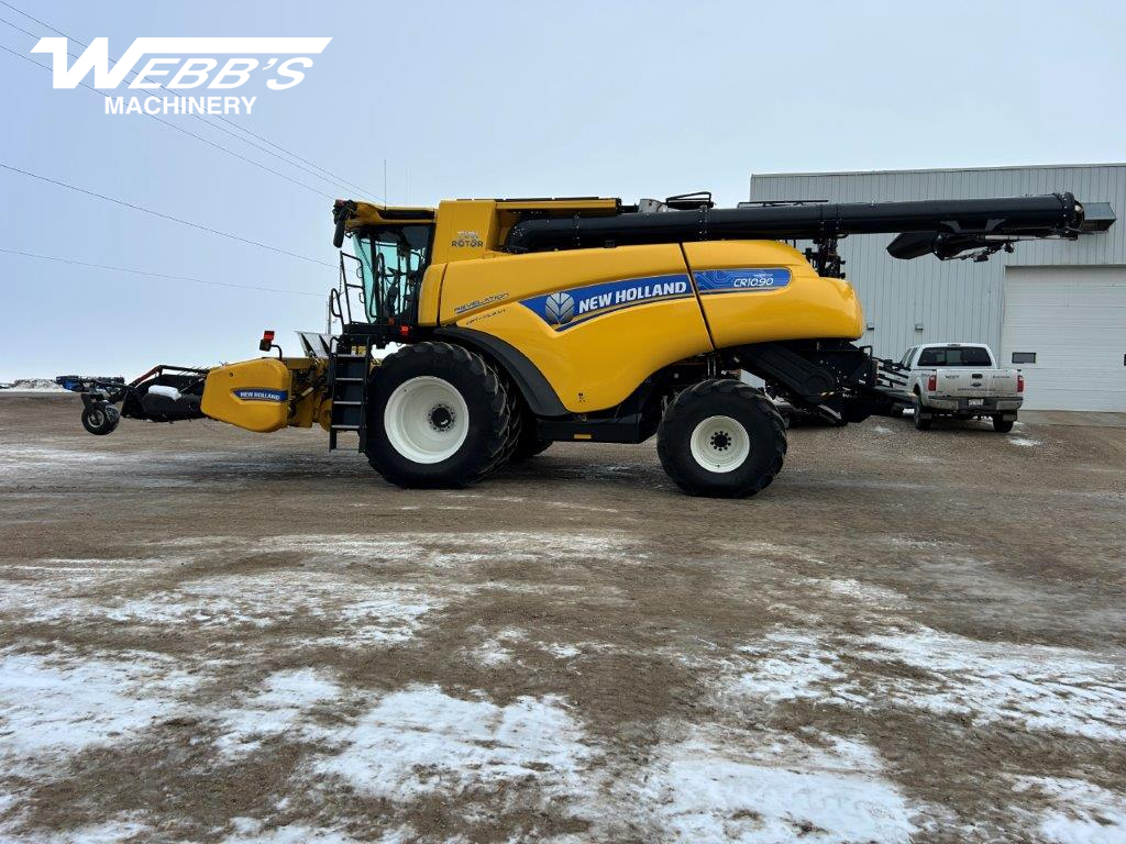 2023 New Holland CR10.90Z Combine