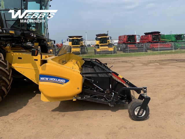 2023 New Holland CR10.90Z Combine