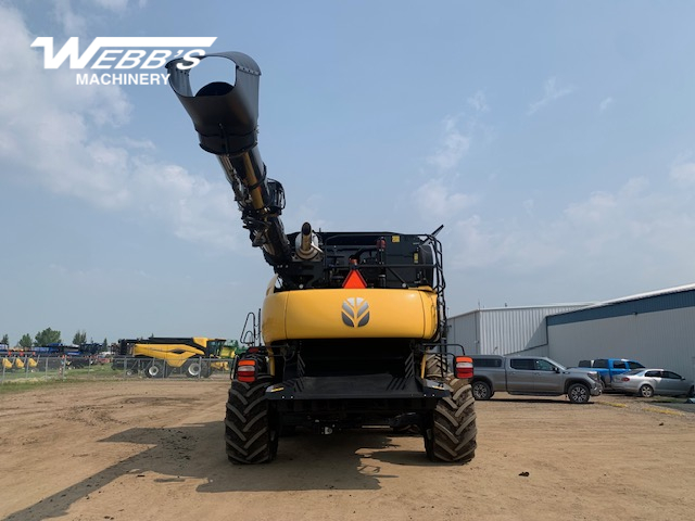 2023 New Holland CR10.90Z Combine