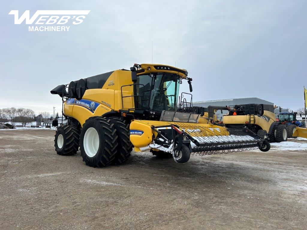 2023 New Holland CR10.90Z Combine