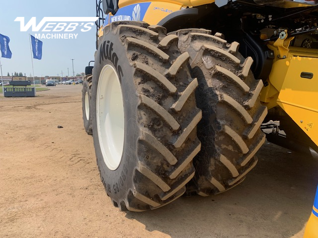 2023 New Holland CR10.90Z Combine