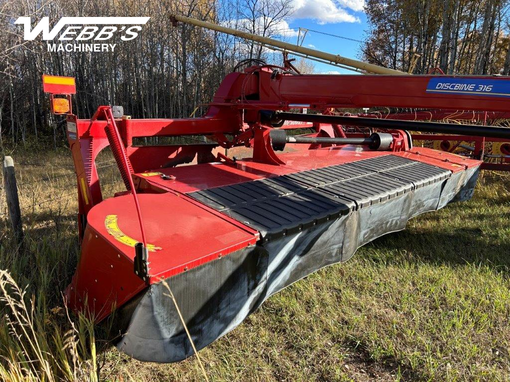 2017 New Holland 316 Mower Conditioner