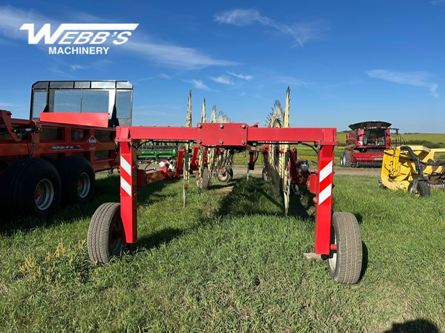 2016 Farm King Easy Rake 14 Rake/Wheel