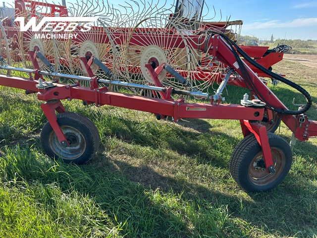 2016 Farm King Easy Rake 14 Rake/Wheel