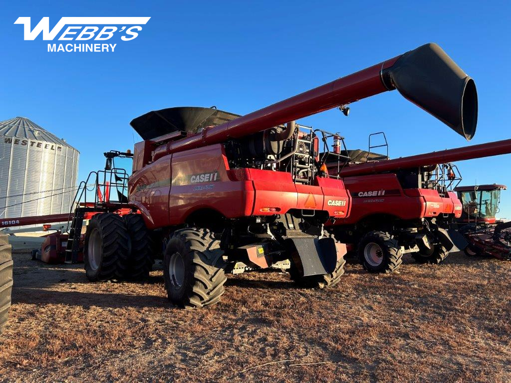 2015 Case IH 9240 Combine