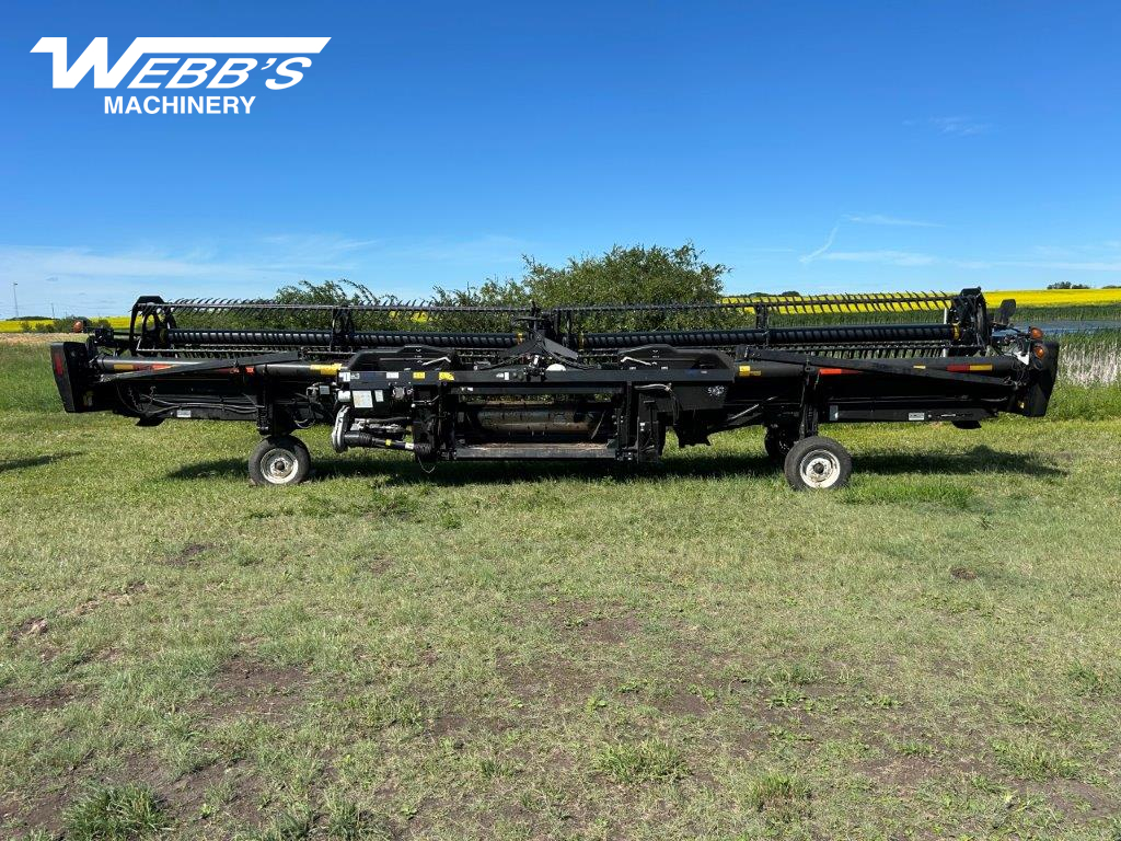 2019 MacDon FD135 Header Combine