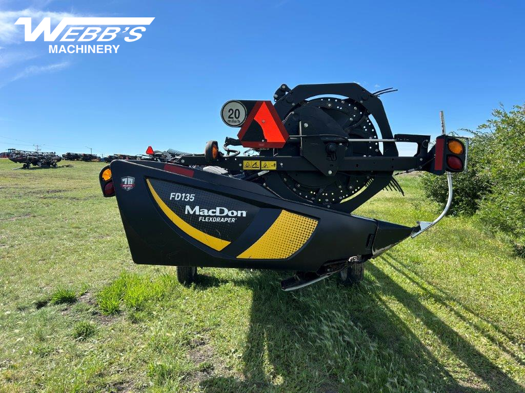 2019 MacDon FD135 Header Combine