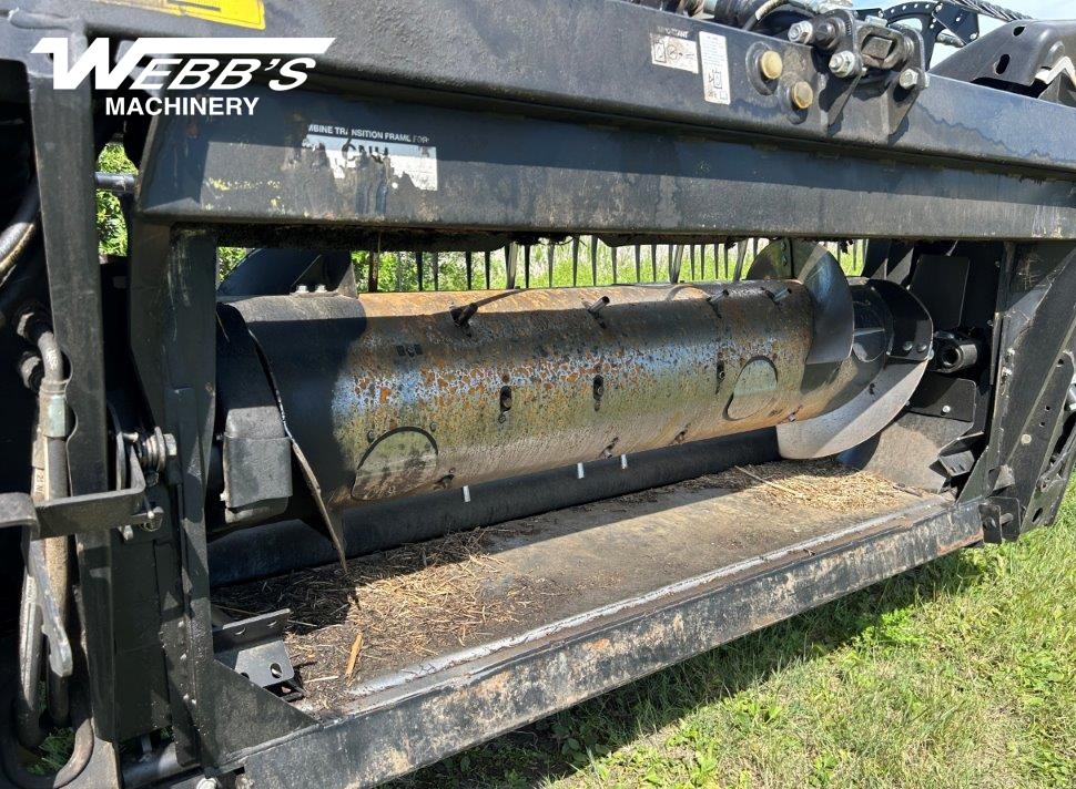 2019 MacDon FD135 Header Combine