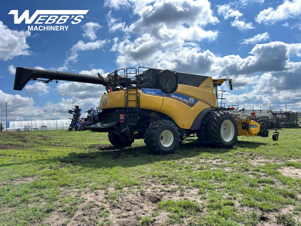 2022 New Holland CR9.90Z Combine