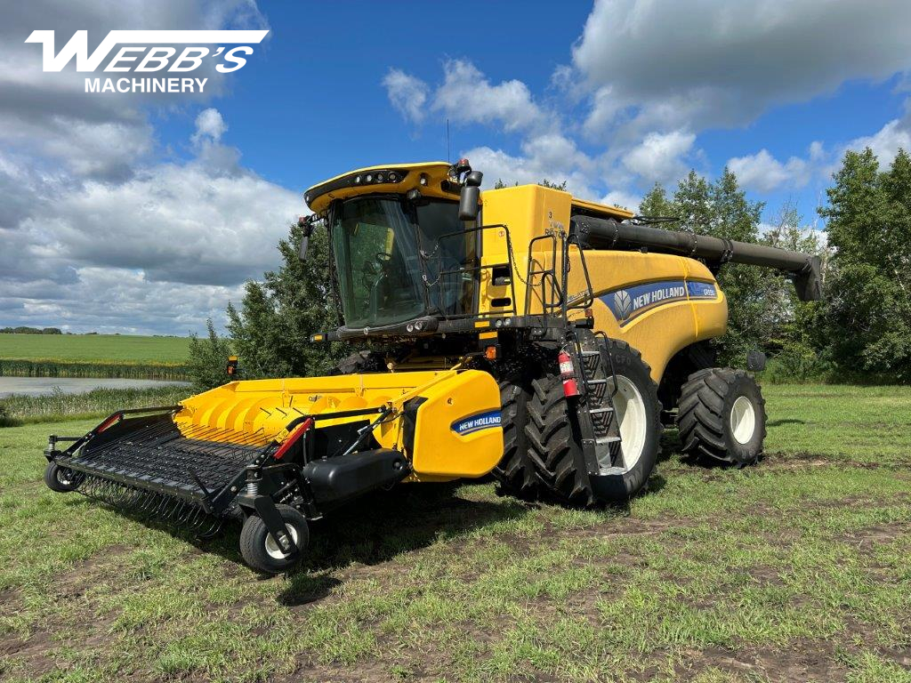 2022 New Holland CR9.90Z Combine