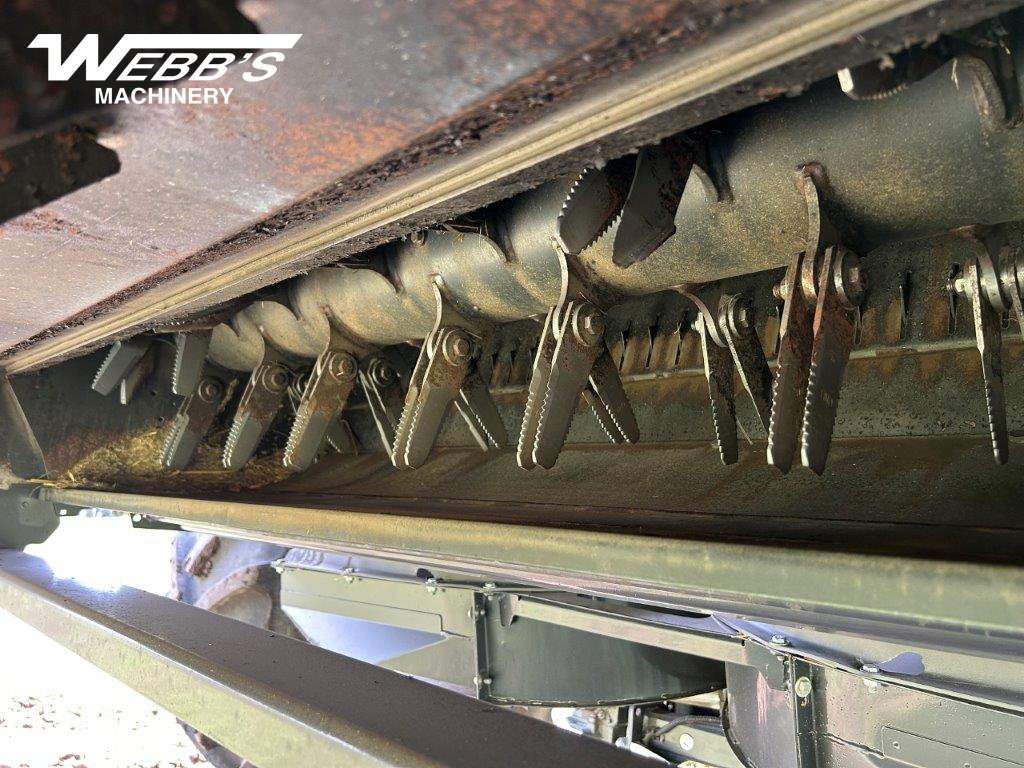 2022 New Holland CR9.90Z Combine