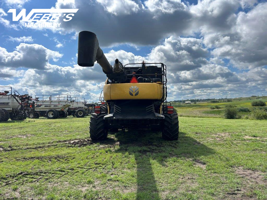 2022 New Holland CR9.90Z Combine