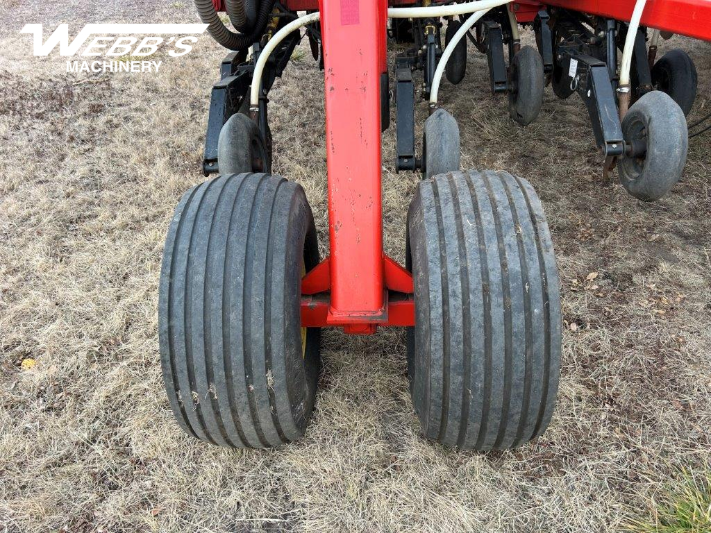 2009 Bourgault 3310-65' Air Drill