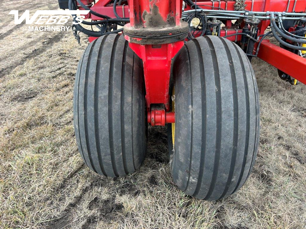 2009 Bourgault 3310-65' Air Drill