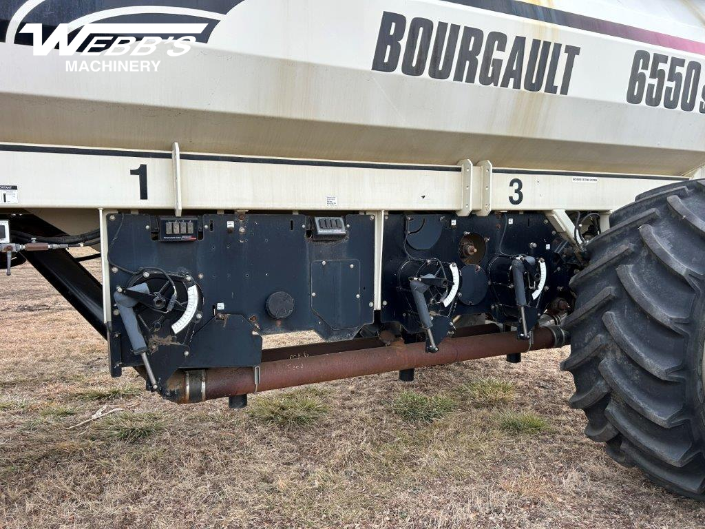 2009 Bourgault 3310-65' Air Drill