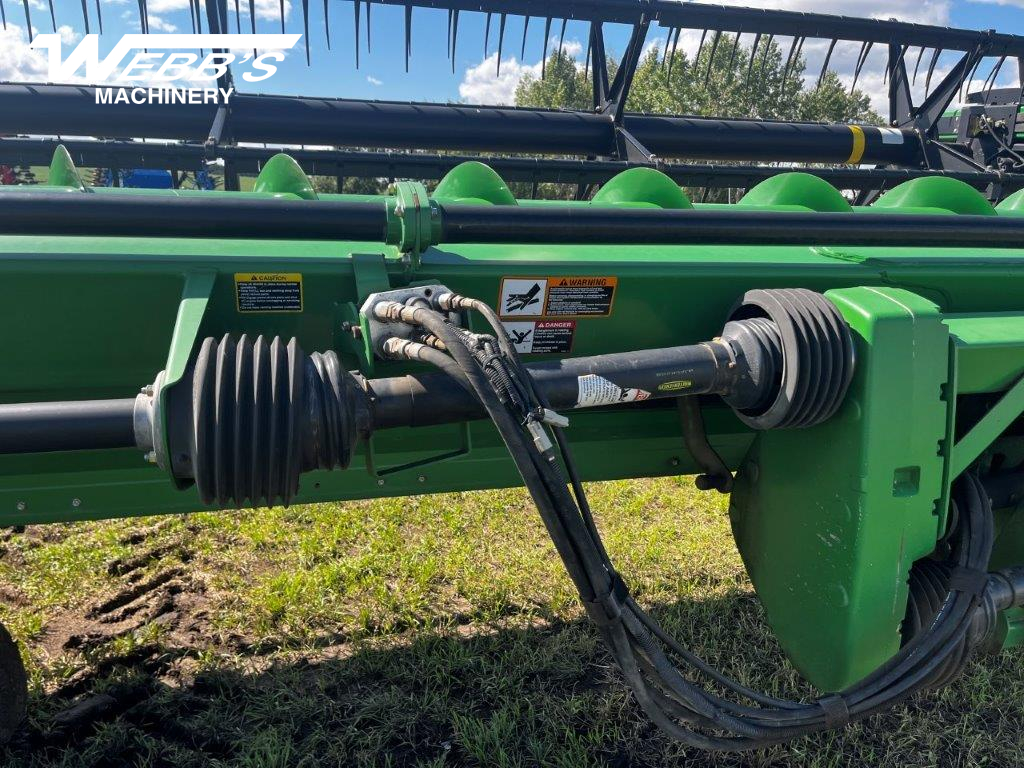 2011 John Deere 640D Header Combine