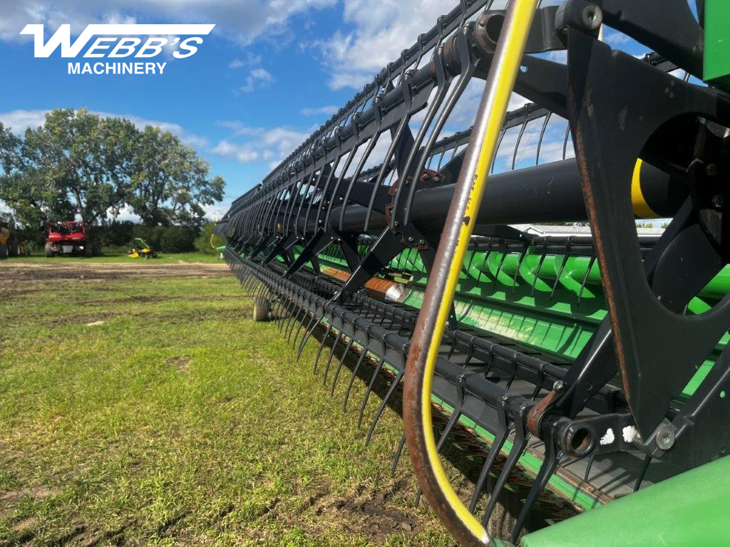 2011 John Deere 640D Header Combine