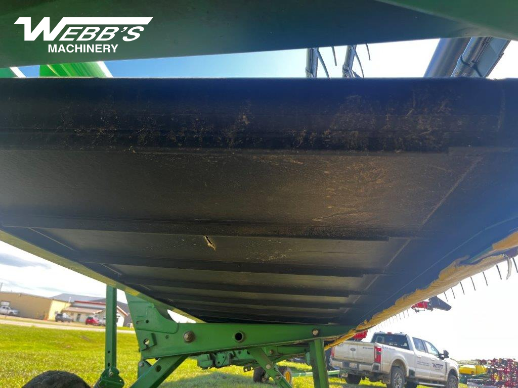 2011 John Deere 640D Header Combine