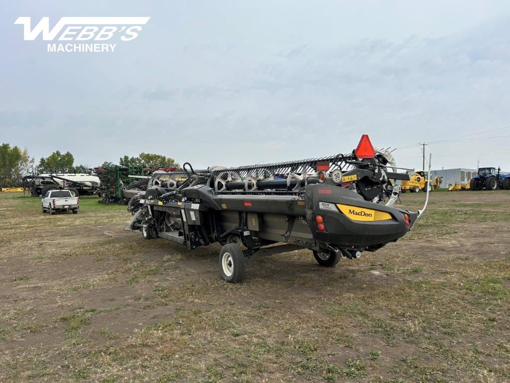 2022 MacDon FD235 Header Combine