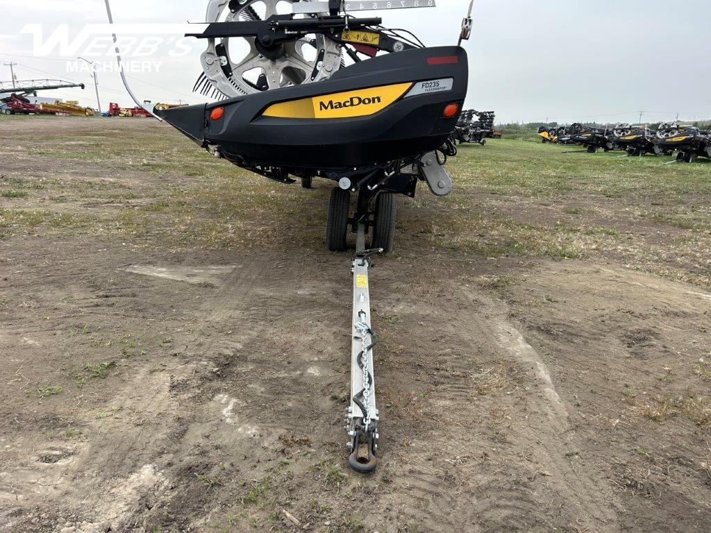 2022 MacDon FD235 Header Combine