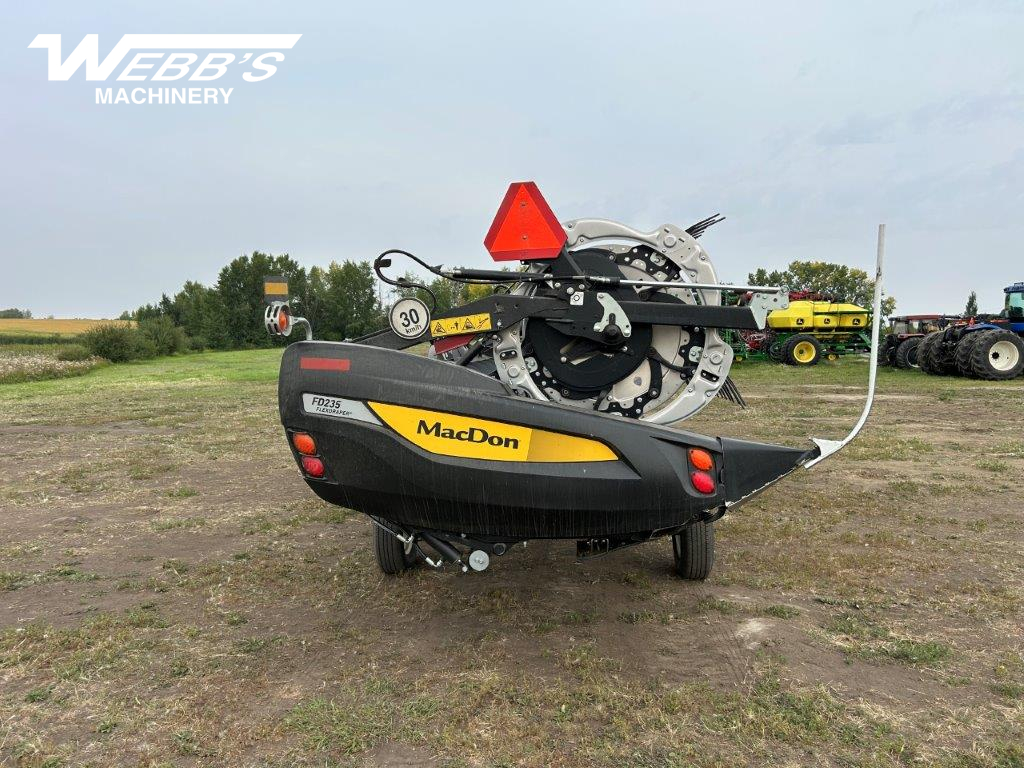 2022 MacDon FD235 Header Combine