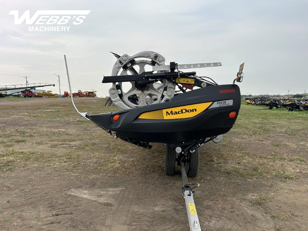 2022 MacDon FD235 Header Combine