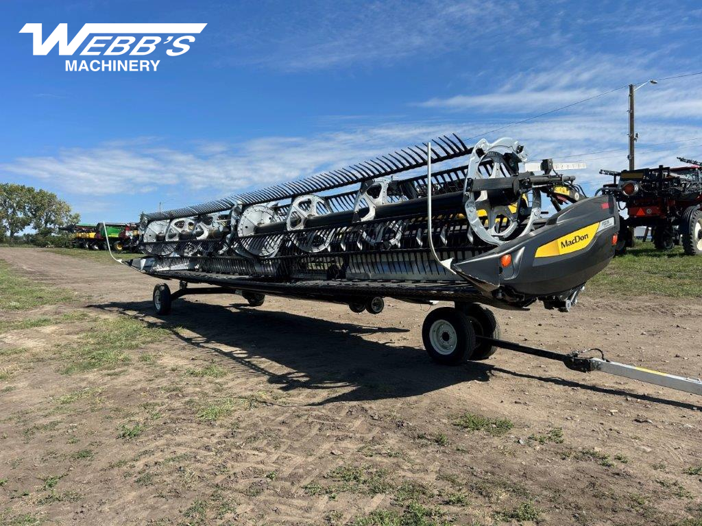 2022 MacDon FD235 Header Combine