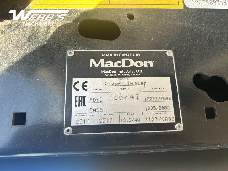 2017 MacDon FD75-40 Header Combine
