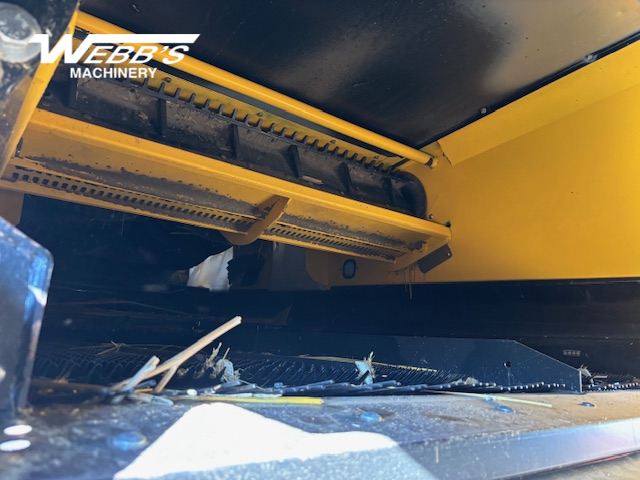 2022 New Holland CR9.90Z Combine