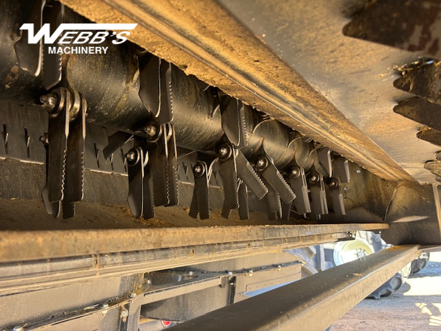 2022 New Holland CR9.90Z Combine