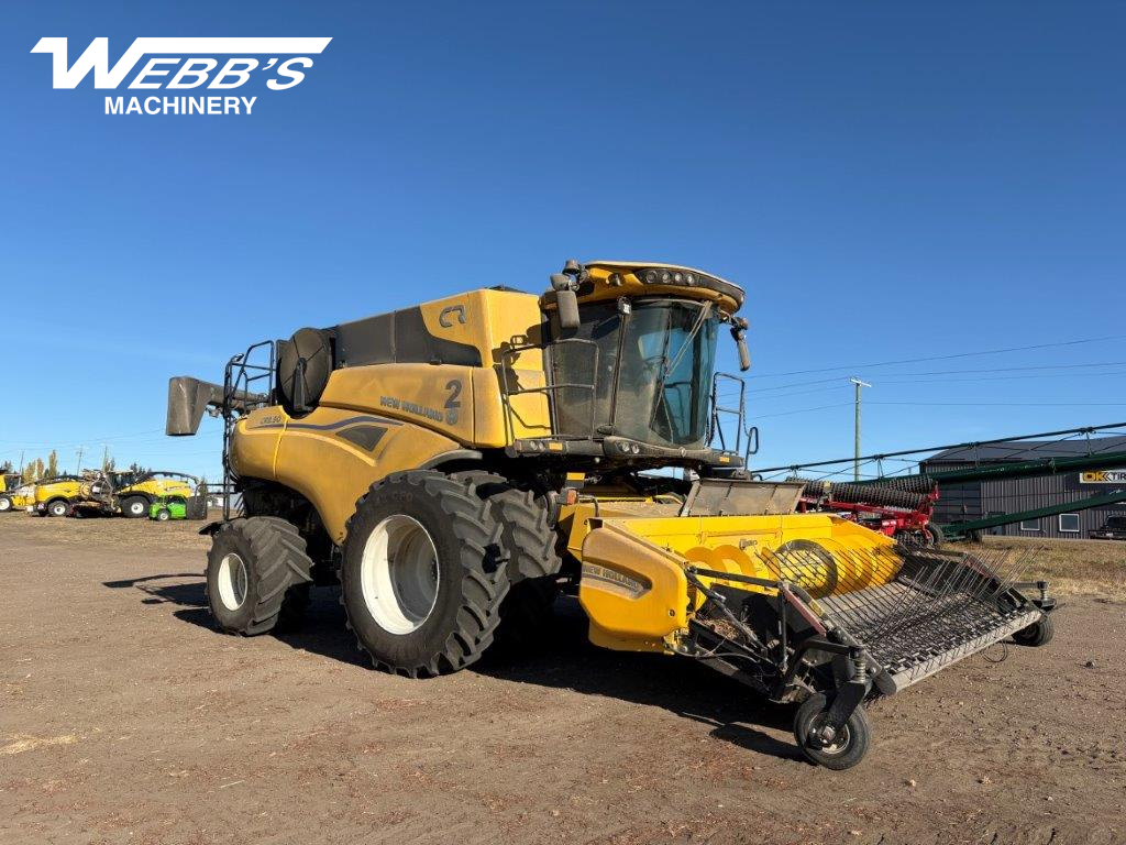 2025 New Holland CR9.90Z Combine