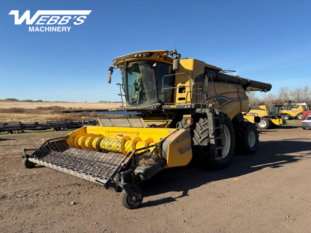2025 New Holland CR9.90Z Combine