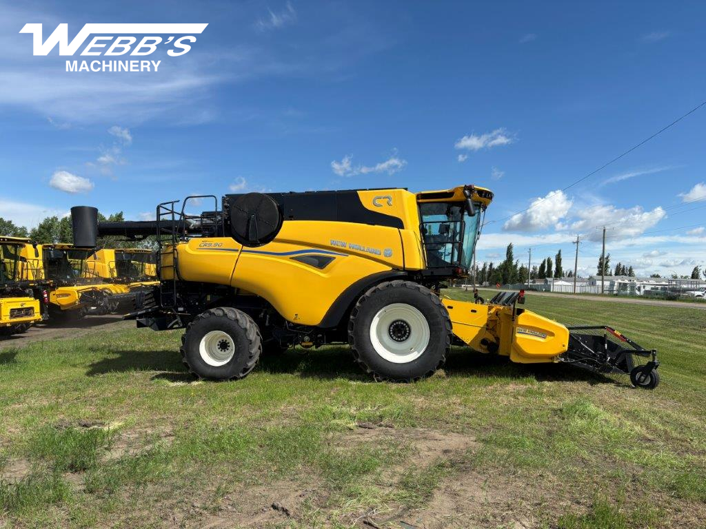 2025 New Holland CR9.90Z Combine