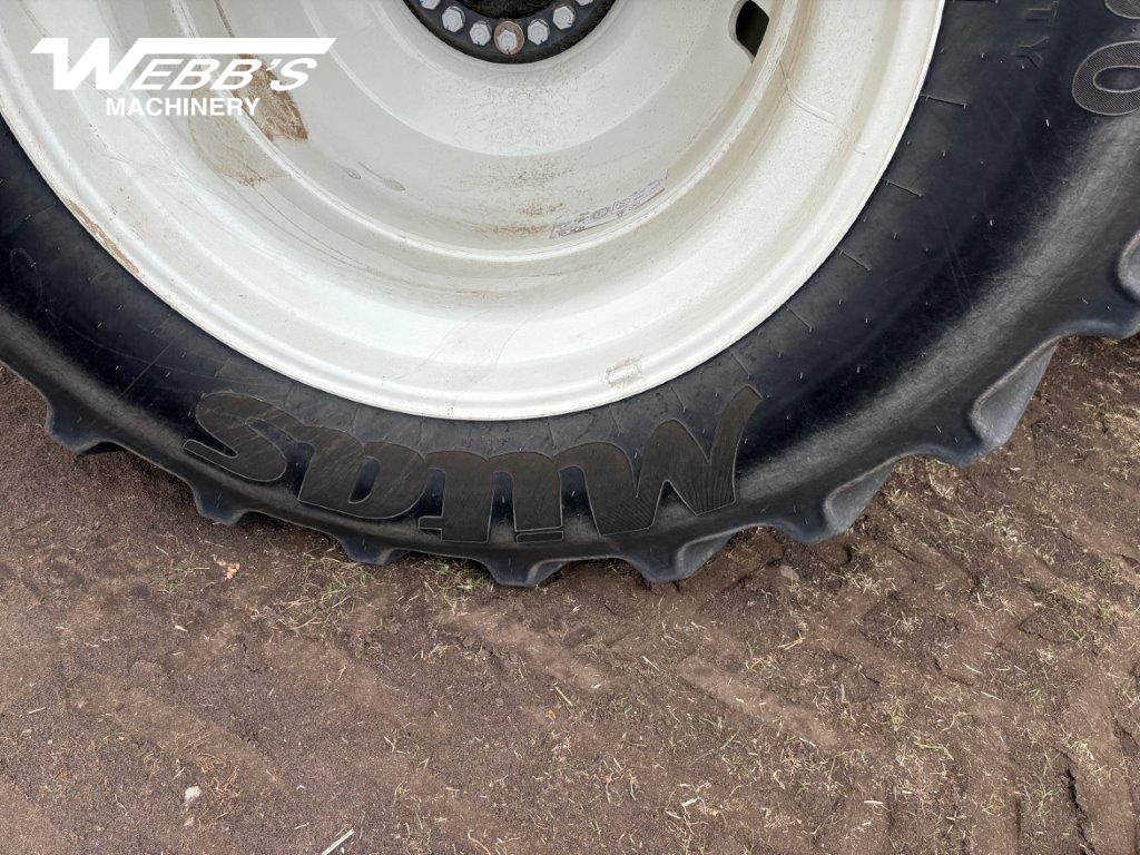 2025 New Holland CR9.90Z Combine