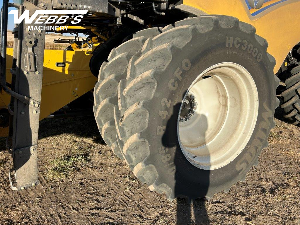 2023 New Holland CR10.90Z Combine