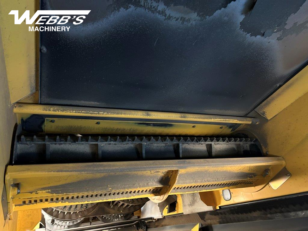 2023 New Holland CR10.90Z Combine