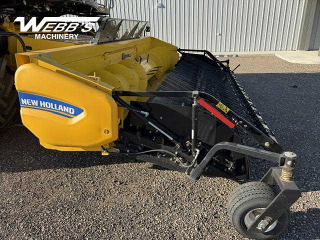 2023 New Holland CR10.90Z Combine