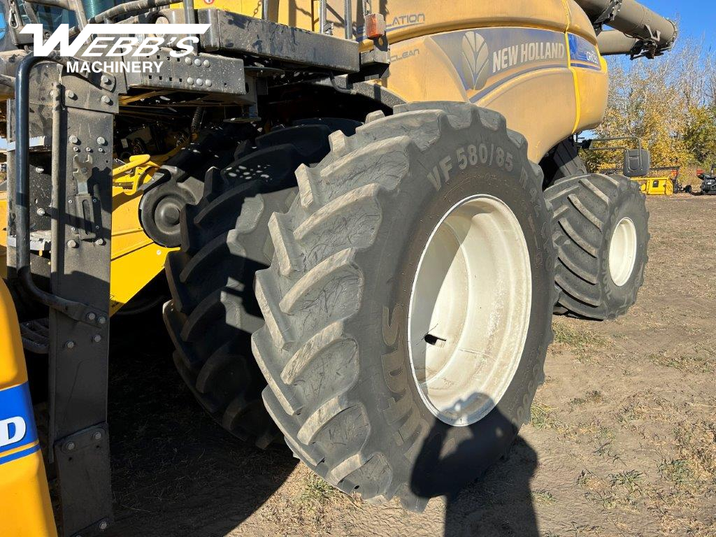2023 New Holland CR10.90Z Combine