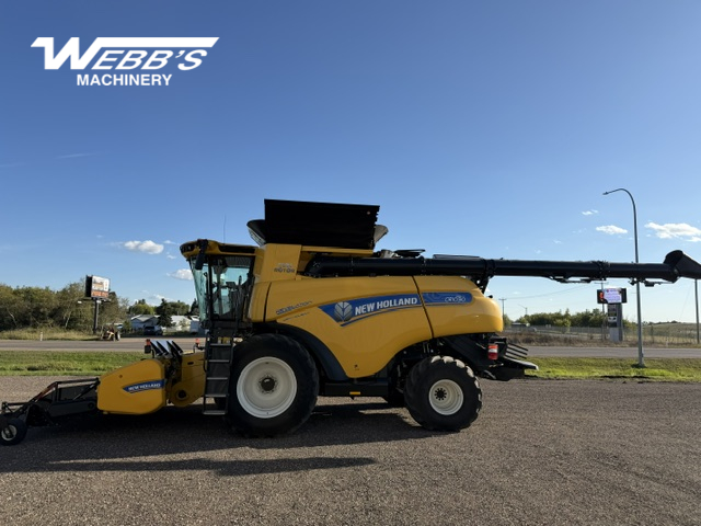 2023 New Holland CR10.90Z Combine