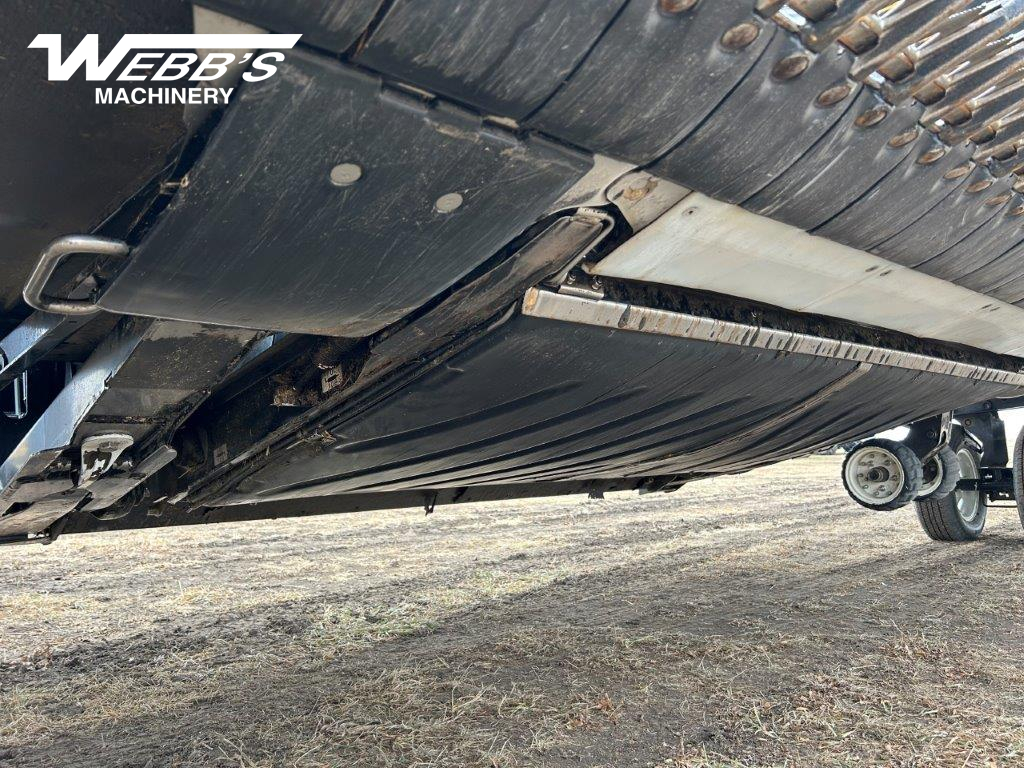 2023 MacDon FD240 Header Combine