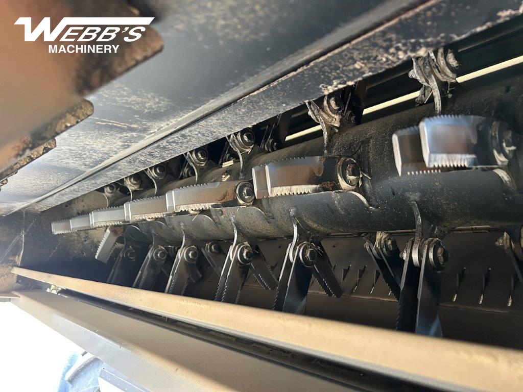 2025 New Holland CR10.90Z Combine