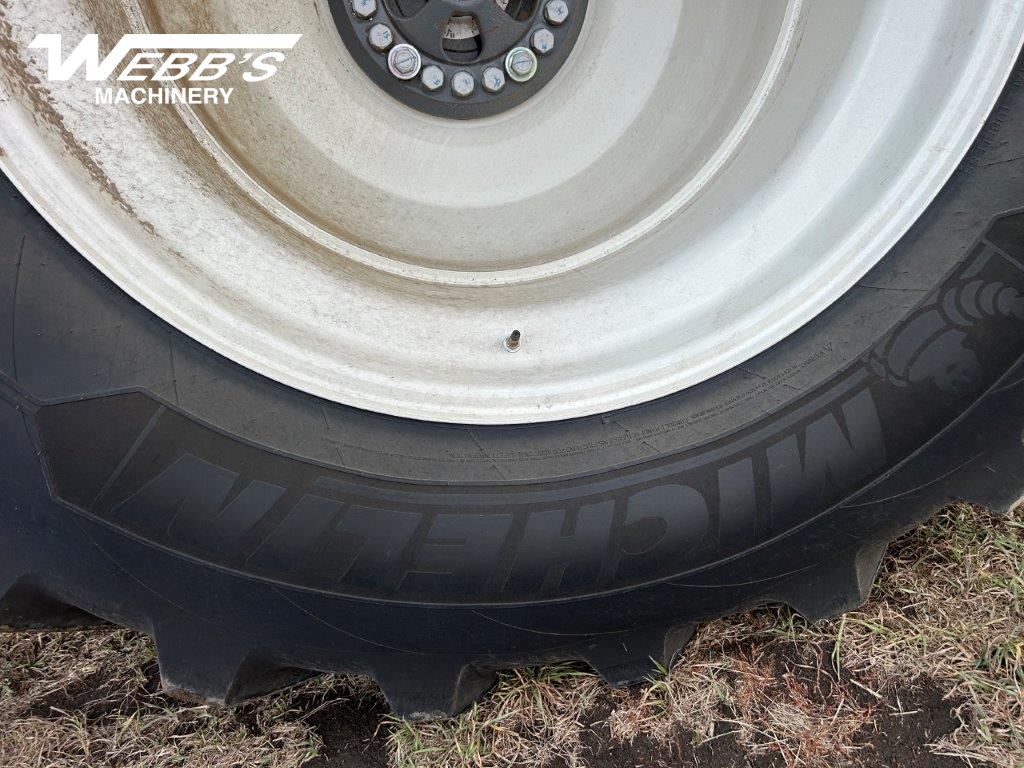 2025 New Holland CR10.90Z Combine