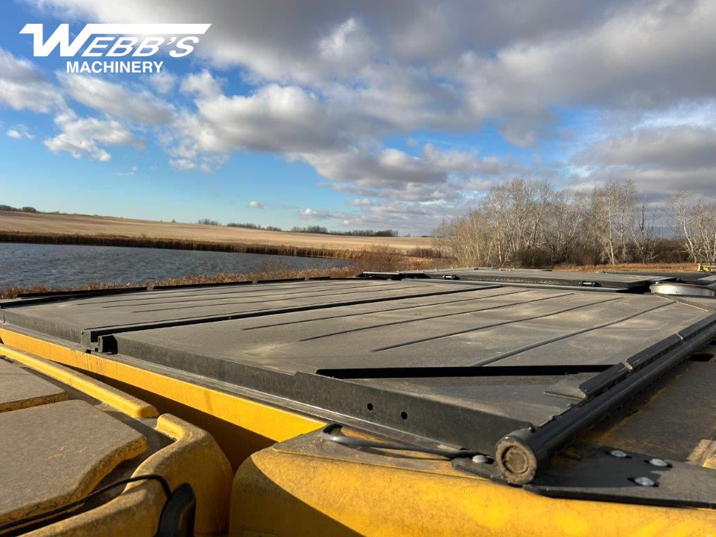 2025 New Holland CR10.90Z Combine