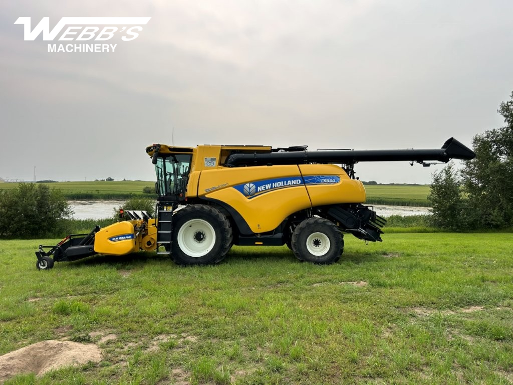 2020 New Holland CR8.90Z Combine