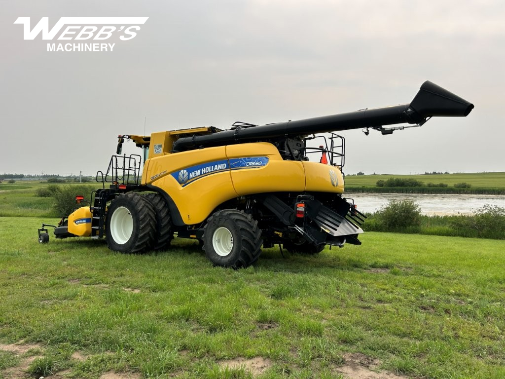 2020 New Holland CR8.90Z Combine