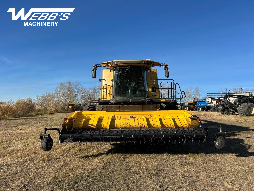2024 New Holland CR10.90Z Combine
