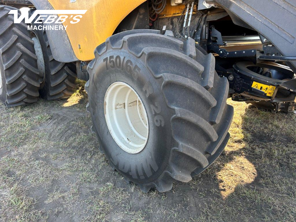 2024 New Holland CR10.90Z Combine