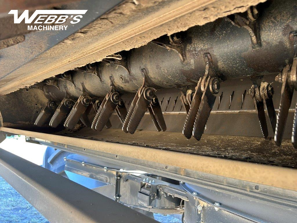 2024 New Holland CR10.90Z Combine