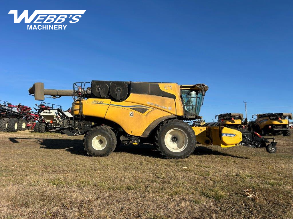2024 New Holland CR10.90Z Combine